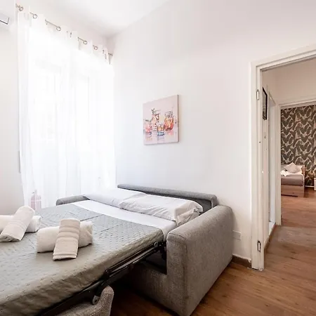 Feel At I Modern Cozy Roma